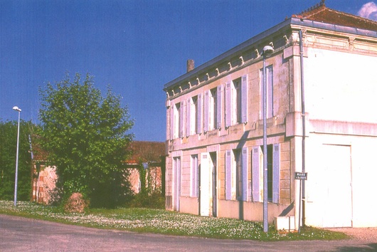 p2151-3.jpg