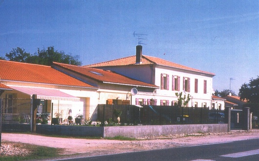 p2151-8.jpg